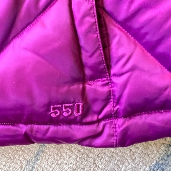 THE NORTH FACE ACONCAGUA PUFFER 550 DOWN FILL MAGENTA PURPLE VEST SIZE SMALL EUC - Picture 8 of 10